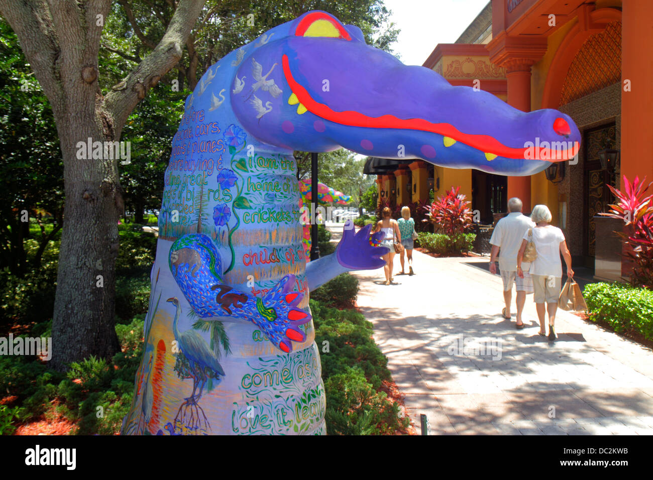 Florida Sunrise,Fort Ft. Lauderdale,Sawgrass Mills mall,ceramic alligator ,art,Gator Glam,fiberglass,sculpture,looking FL130731123 Stock Photo - Alamy