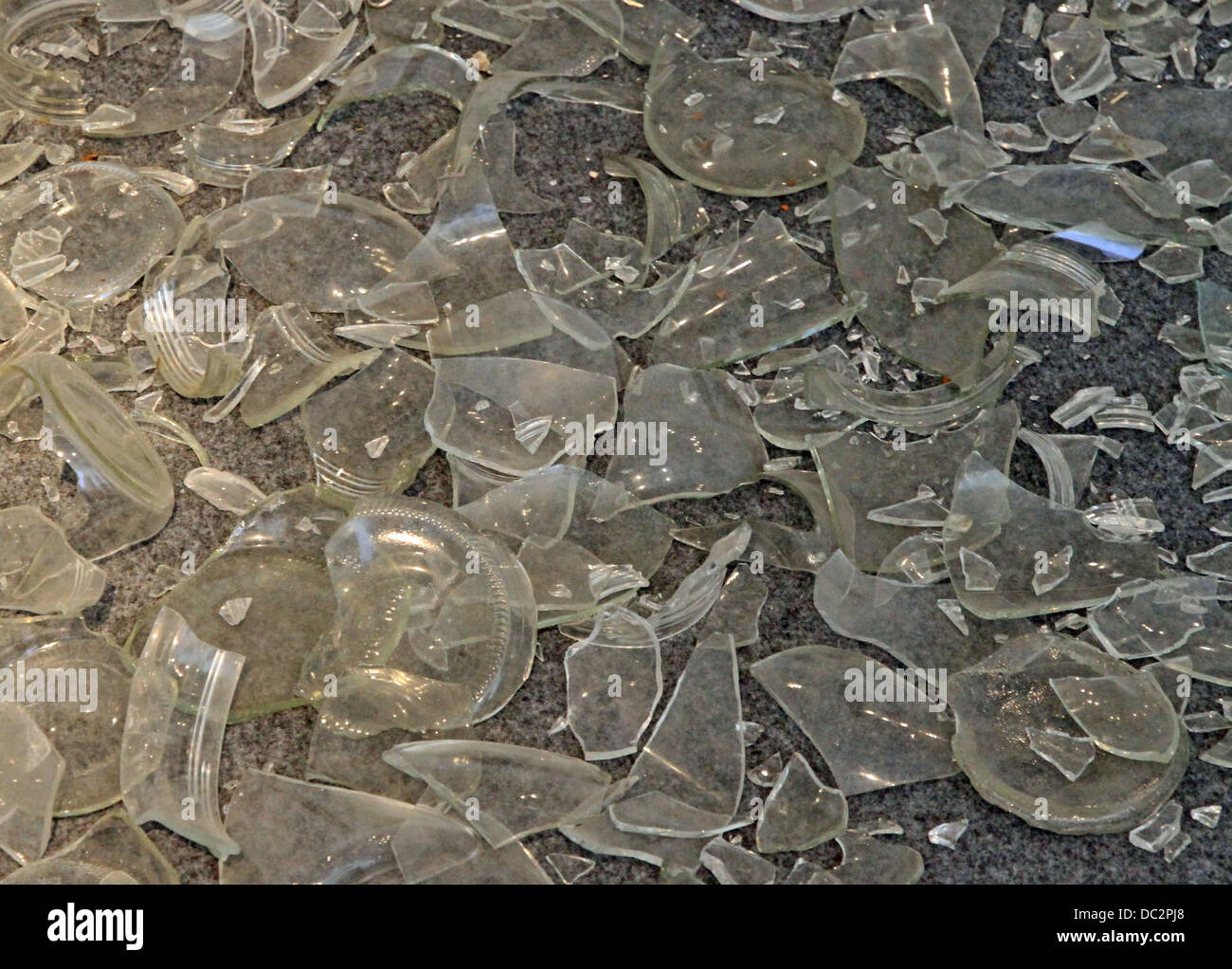 broken glass and shards of glass jars and cutting risk and injury 2