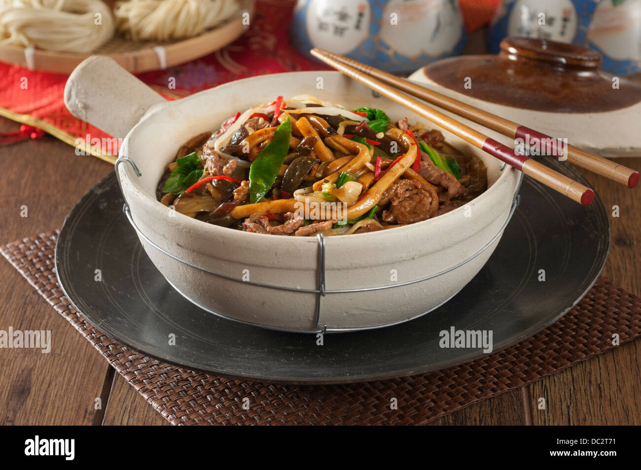 Shanghai beef noodles in a clay pot Chinese Food Stock Photo Alamy