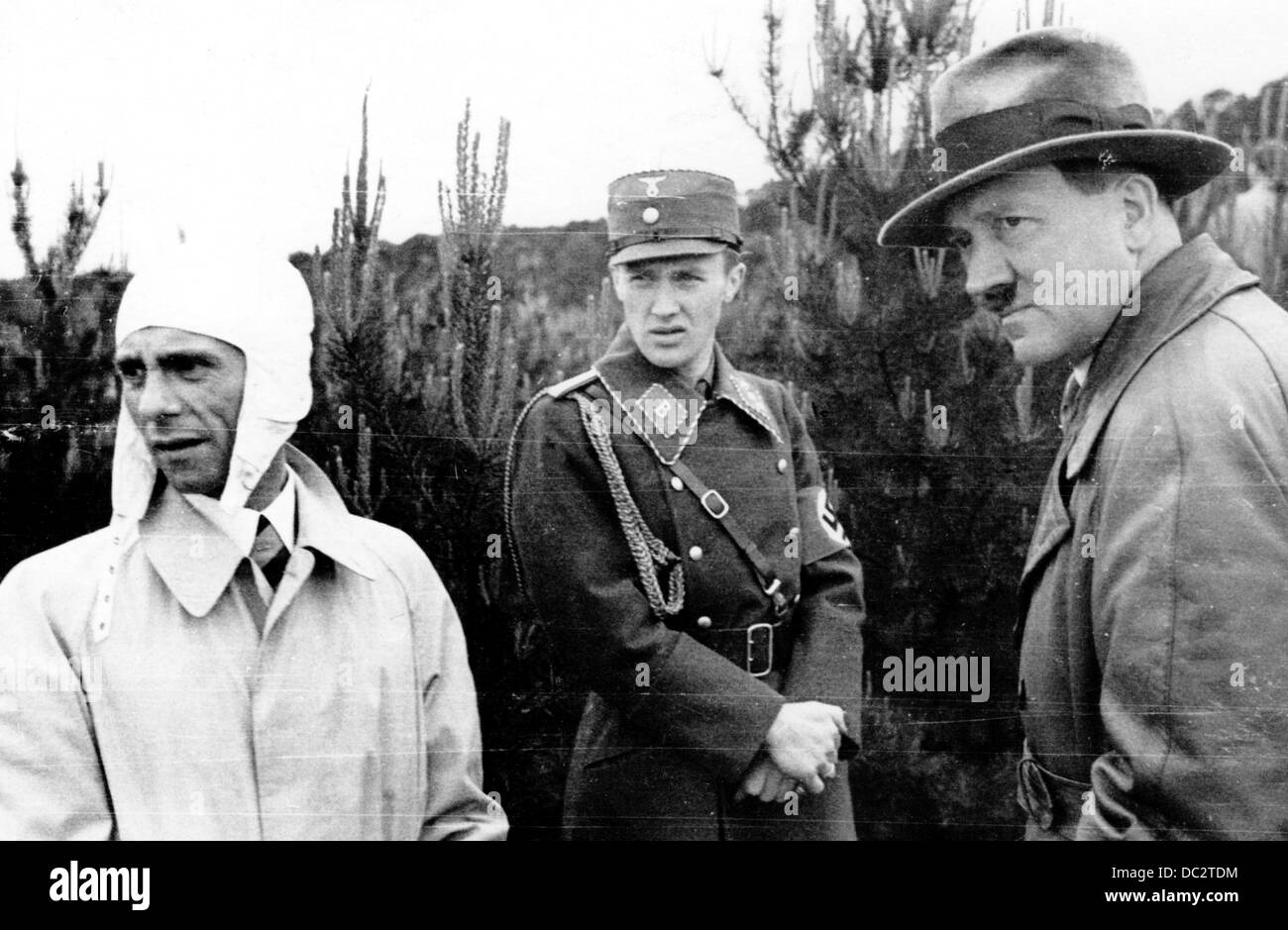 Adolf Hitler and Joseph Goebbels (l). Date and place unknown. Fotoarchiv für Zeitgeschichte Stock Photo