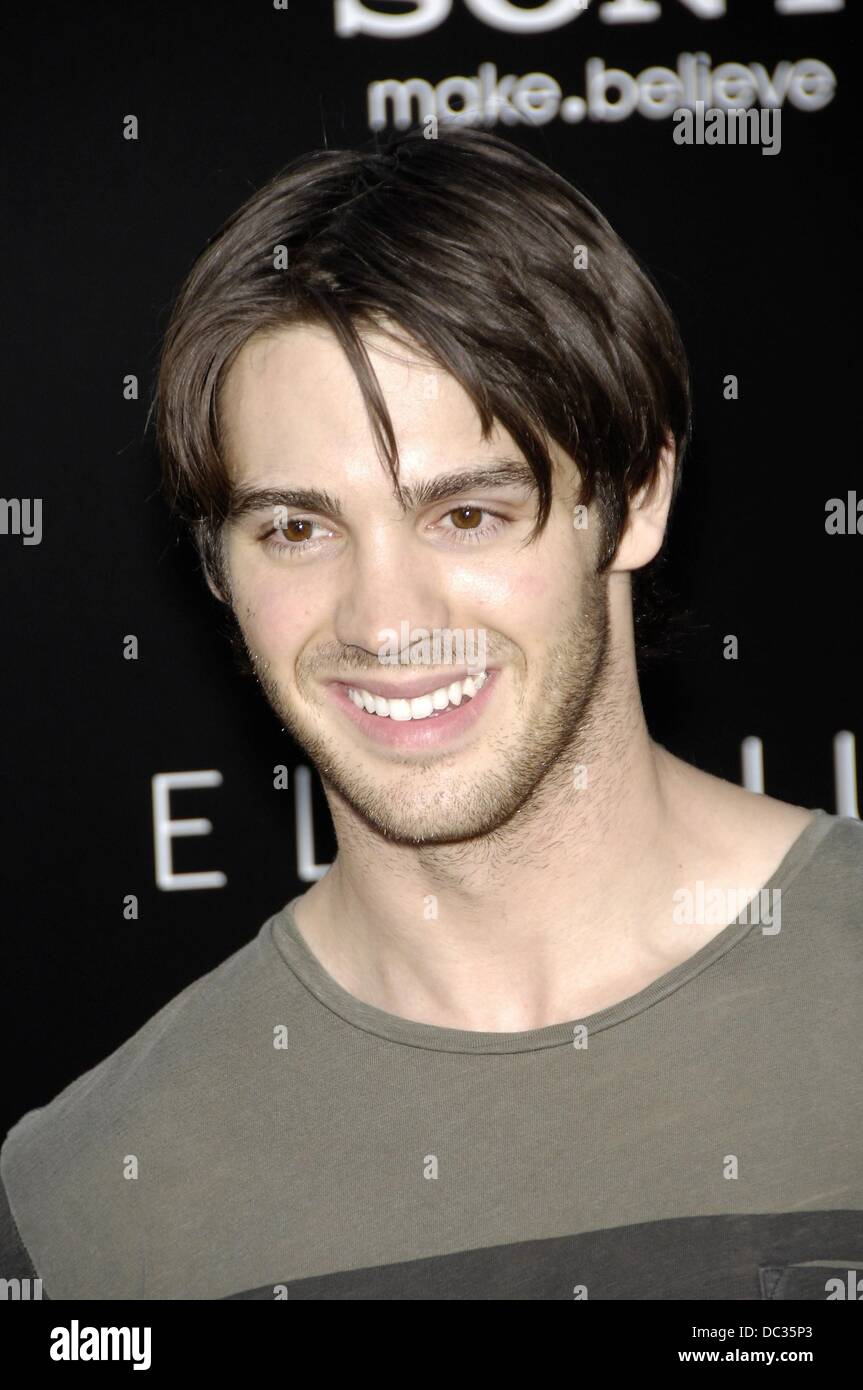 Steven mcqueen hi-res stock photography and images - Alamy, image size:863x1390