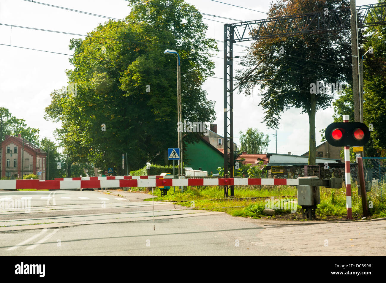 Dutch Warning Road Sign With Train Meaning Level Crossing Without Barrier Or Gates Ahead Stock Photo Alamy Dutch Warning Road Sign With Train Meaning Level Crossing Without Barrier Or Gates Ahead Stock Photo Alamy