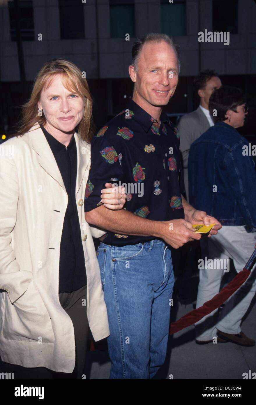 Ed harris wife amy madigan hi-res stock photography and images - Alamy