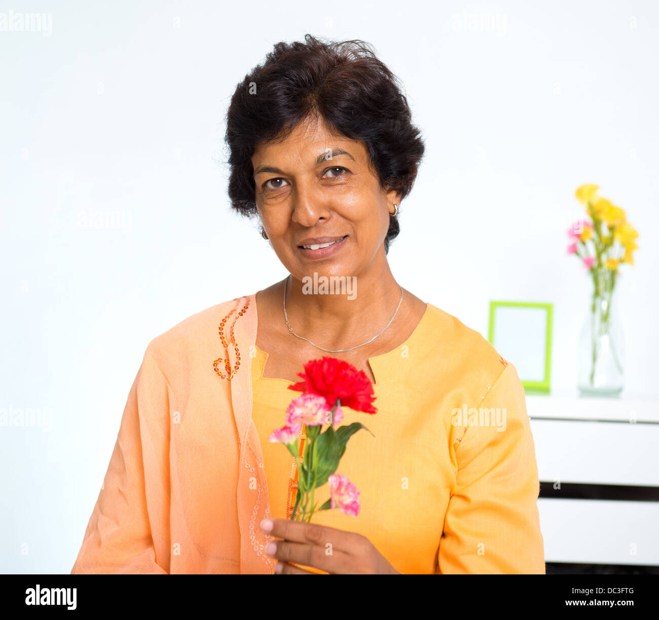 Indian mature woman saree hi-res stock photography and images - Alamy