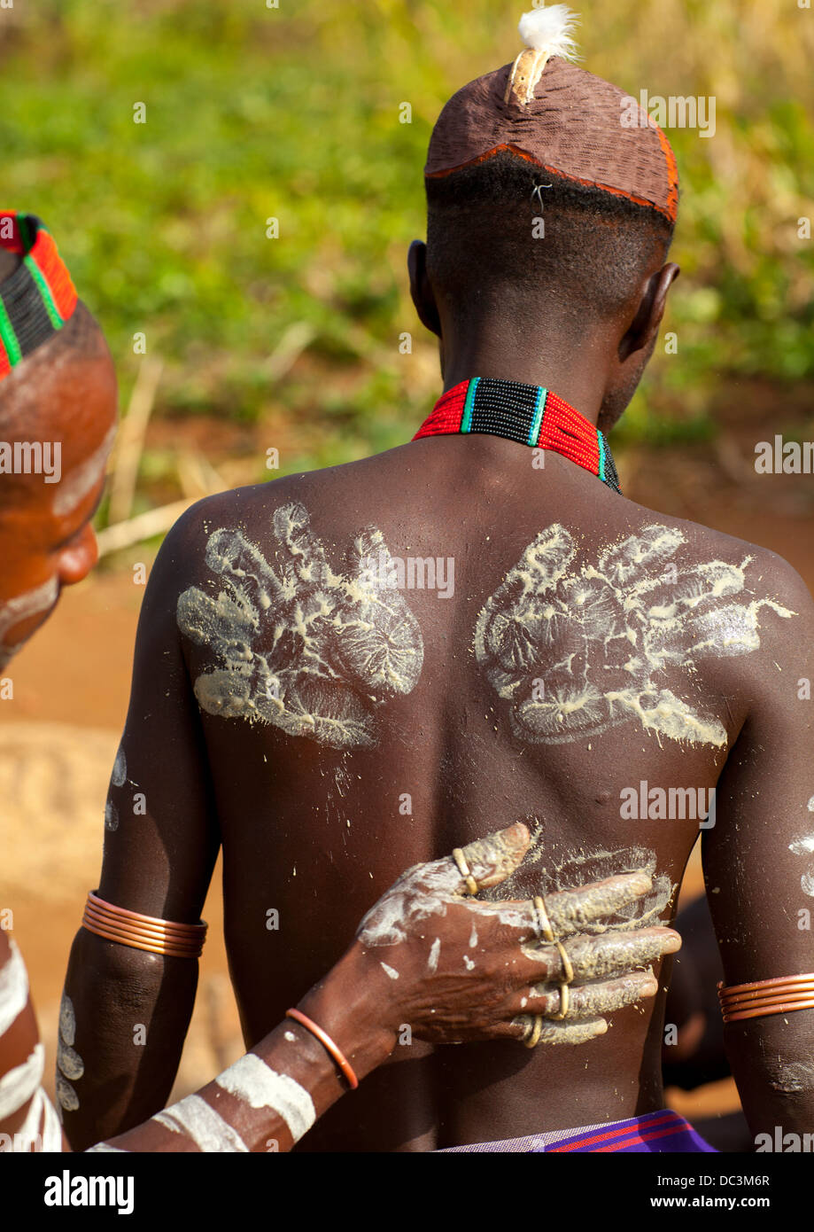 Bashada Tribe Man Making Body Painting, Dimeka, Omo Valley, Ethiopia ...