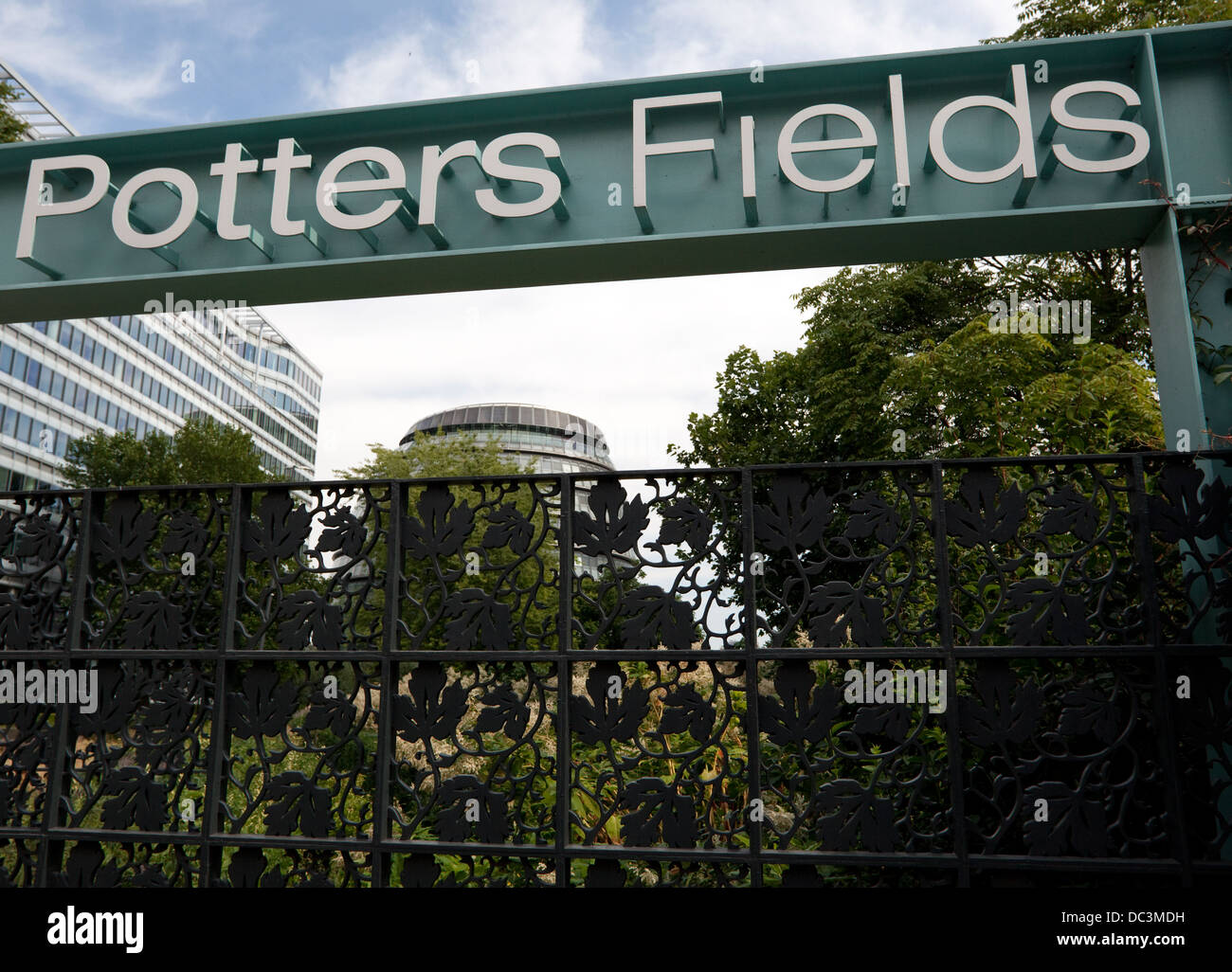 At potters fields hires stock photography and images Alamy