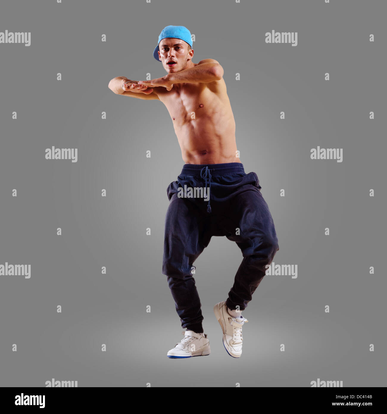 Guy Jumping While Rapping Hip hop dancer jump hi-res stock photography and images - Alamy