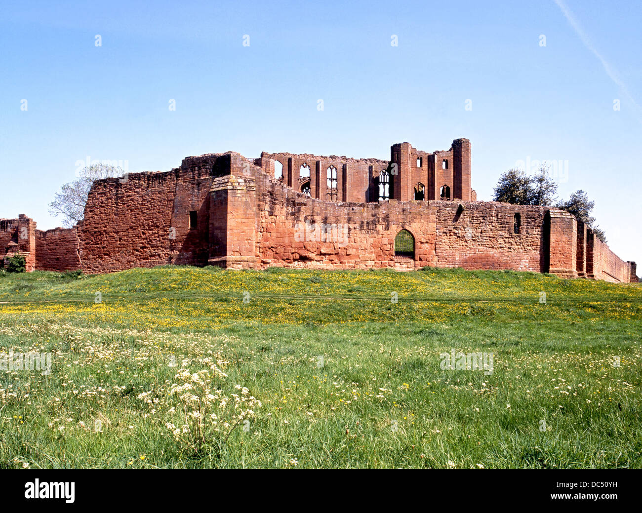 Kenilworth Castle, Kenilworth, Warwickshire – M1 Postcards