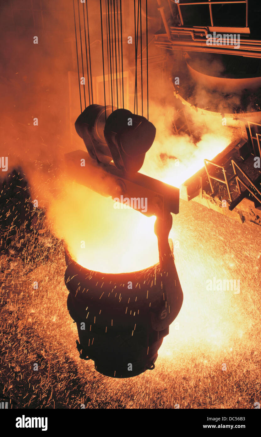 Electromelt furnace pouring recycled steel into ladle, Selkirk