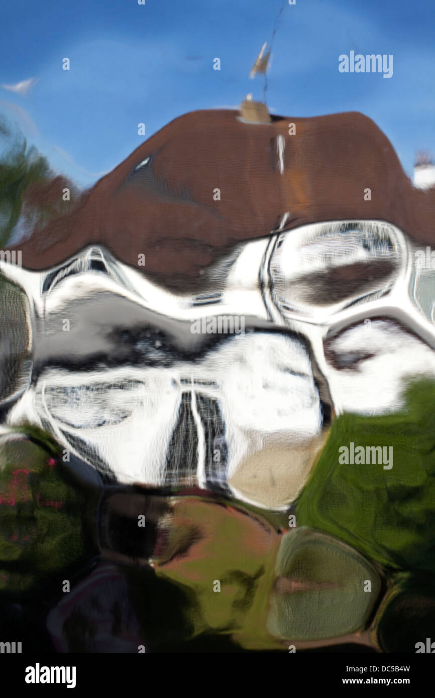 Distorted glass hi-res stock photography and images - Alamy