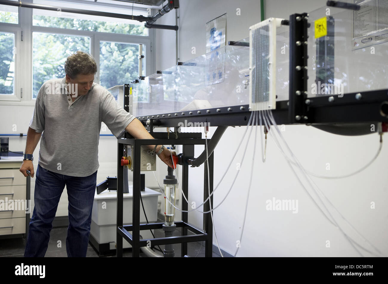 Laboratory of hydraulic installations, Department of Hydraulic