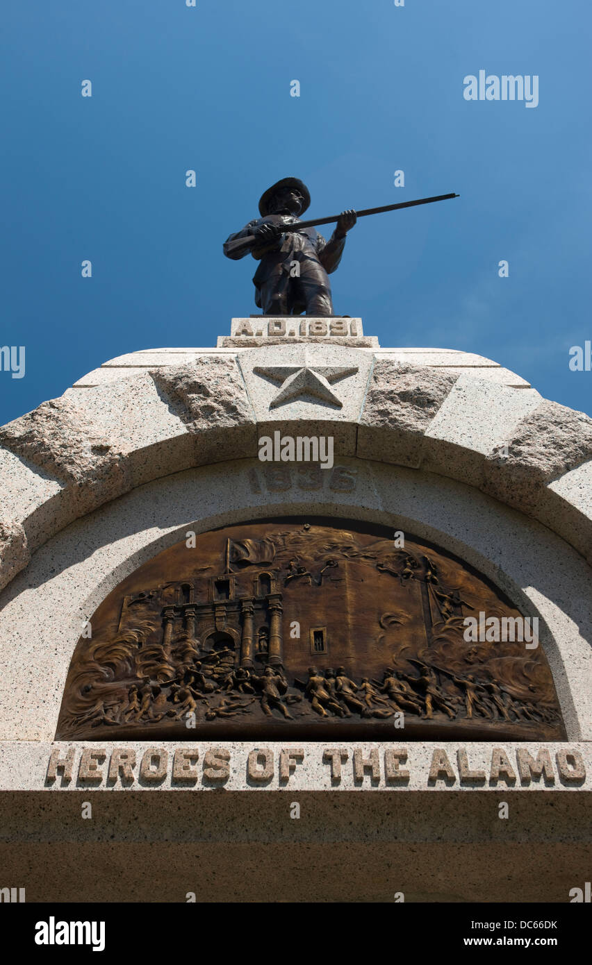 HEROS OF THE ALAMO MONUMENT STATE CAPITOL GROUNDS AUSTIN TEXAS USA Stock Photo