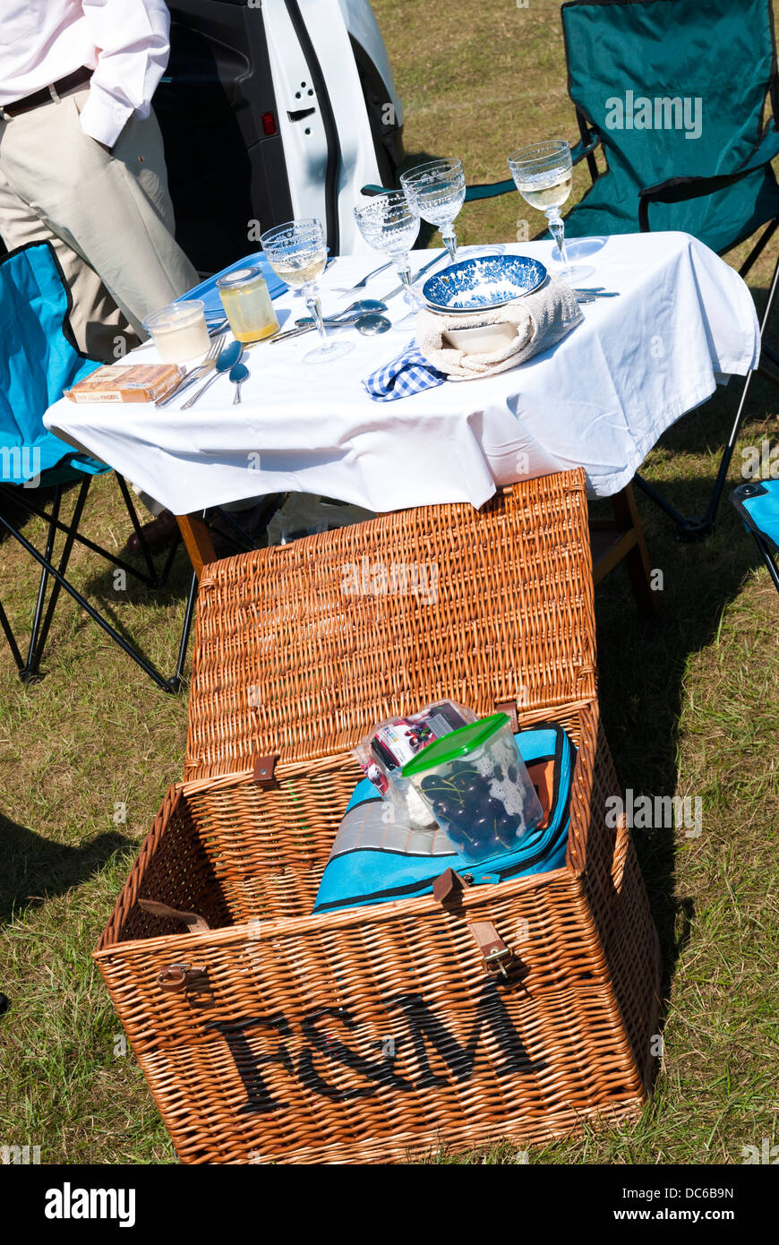 Open Fortnum And Mason Hamper By Picnic Table Stock Photo Alamy