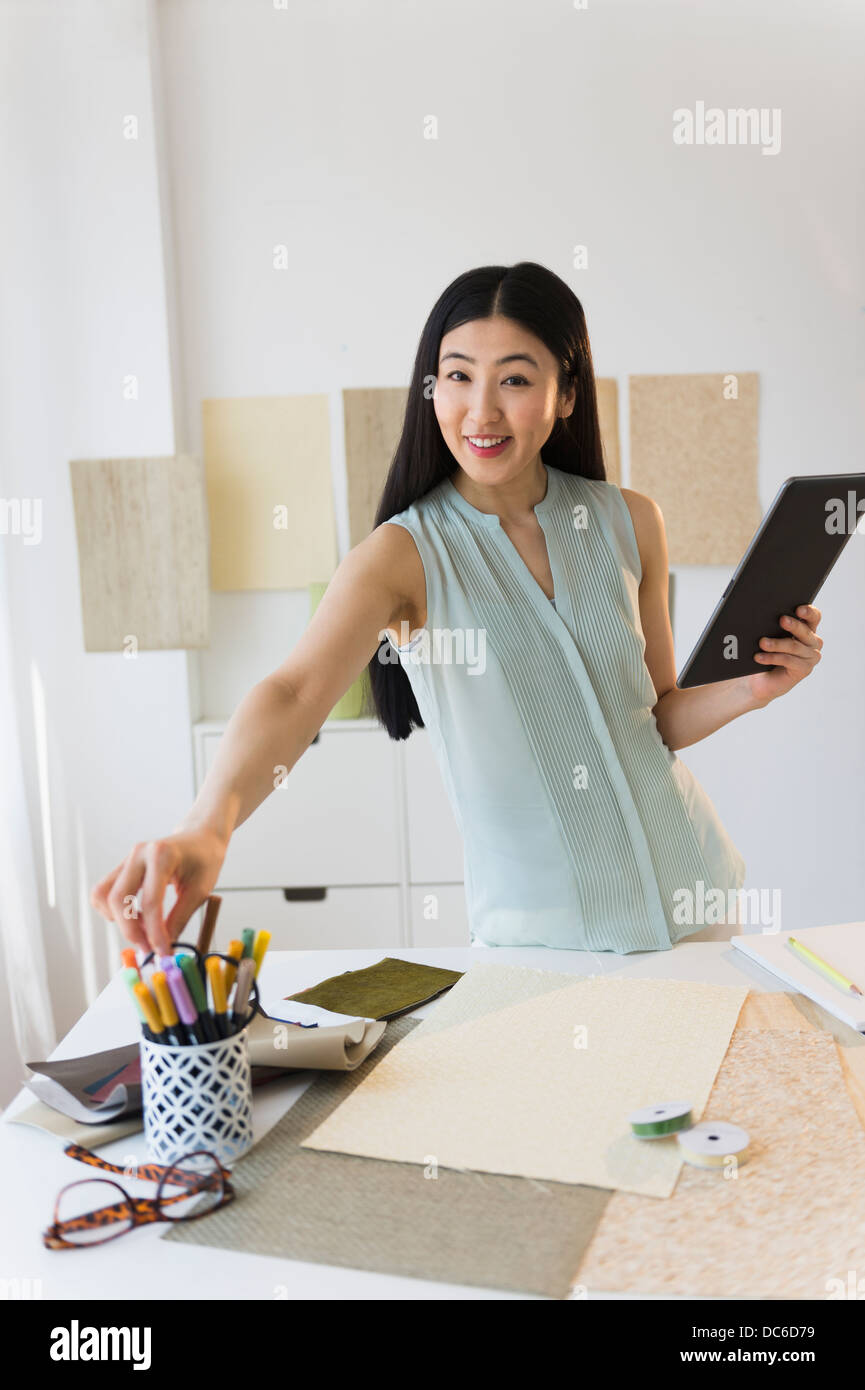Business woman using tablet pc Stock Photo