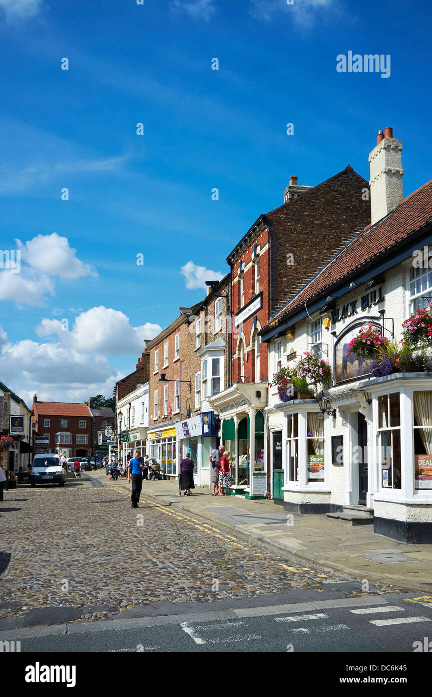 The market square of the North Yorkshire Market Town of Thirsk, Northern England, UK Stock Photo