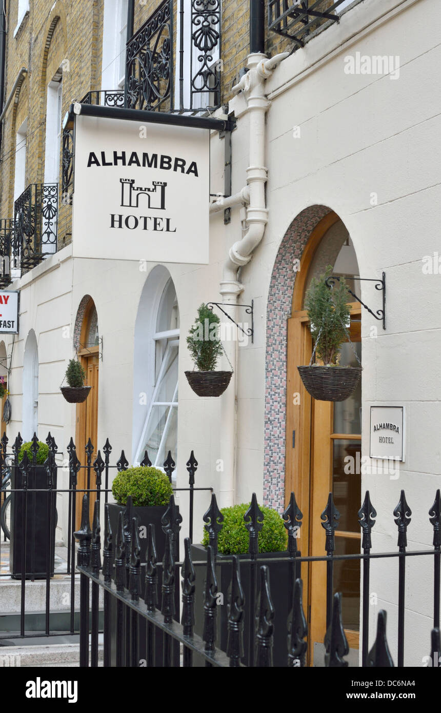 Alhambra Hotel In Argyle Street King S Cross London Uk Stock Photo Alamy