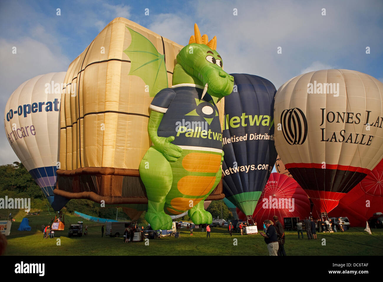 Various shapes of balloon hi-res stock photography and images - Alamy