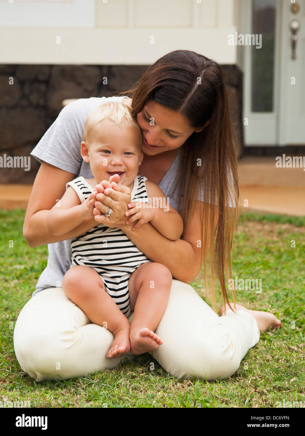 USA, Hawaii, Kauai, Portrait of mother with baby boy (6-11 months) Stock Photo