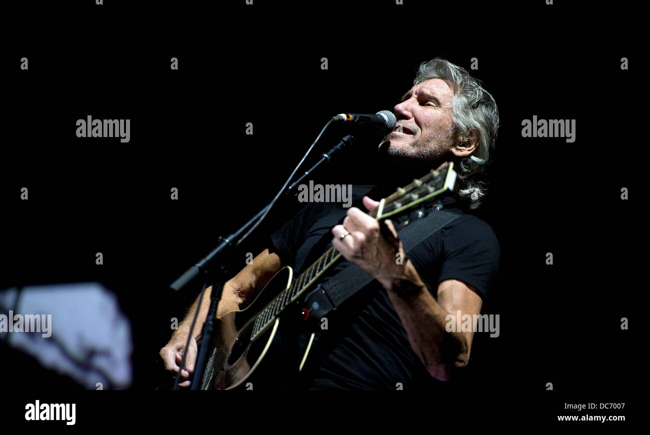 Frankfurt Main, Germany. 09th Aug, 2013. British singer Roger Waters, founding member of Pink Floyd, performs during his 'The Wall' tour at Commerzbank Arena in Frankfurt Main, Germany, 09 August 2013. Waters is performing the songs from the legendary album during his tour. Photo: DANIEL REINHARDT/dpa/Alamy Live News Stock Photo