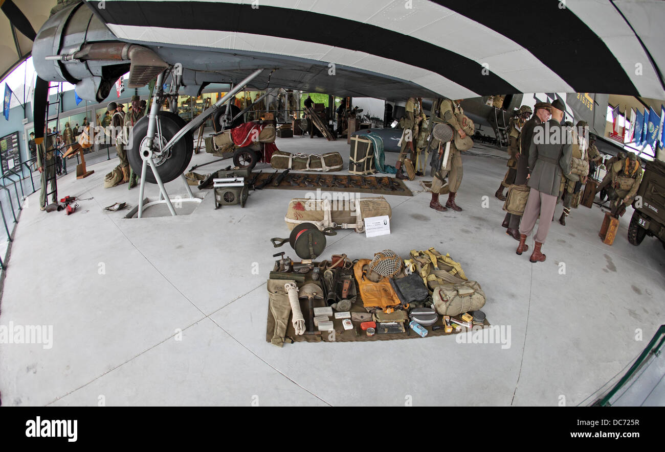 C47 transport plane of the USA which pulled the gliders used in the D