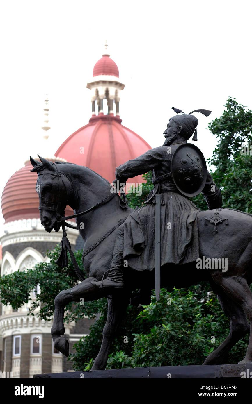 Shivaji statue hires stock photography and images Alamy