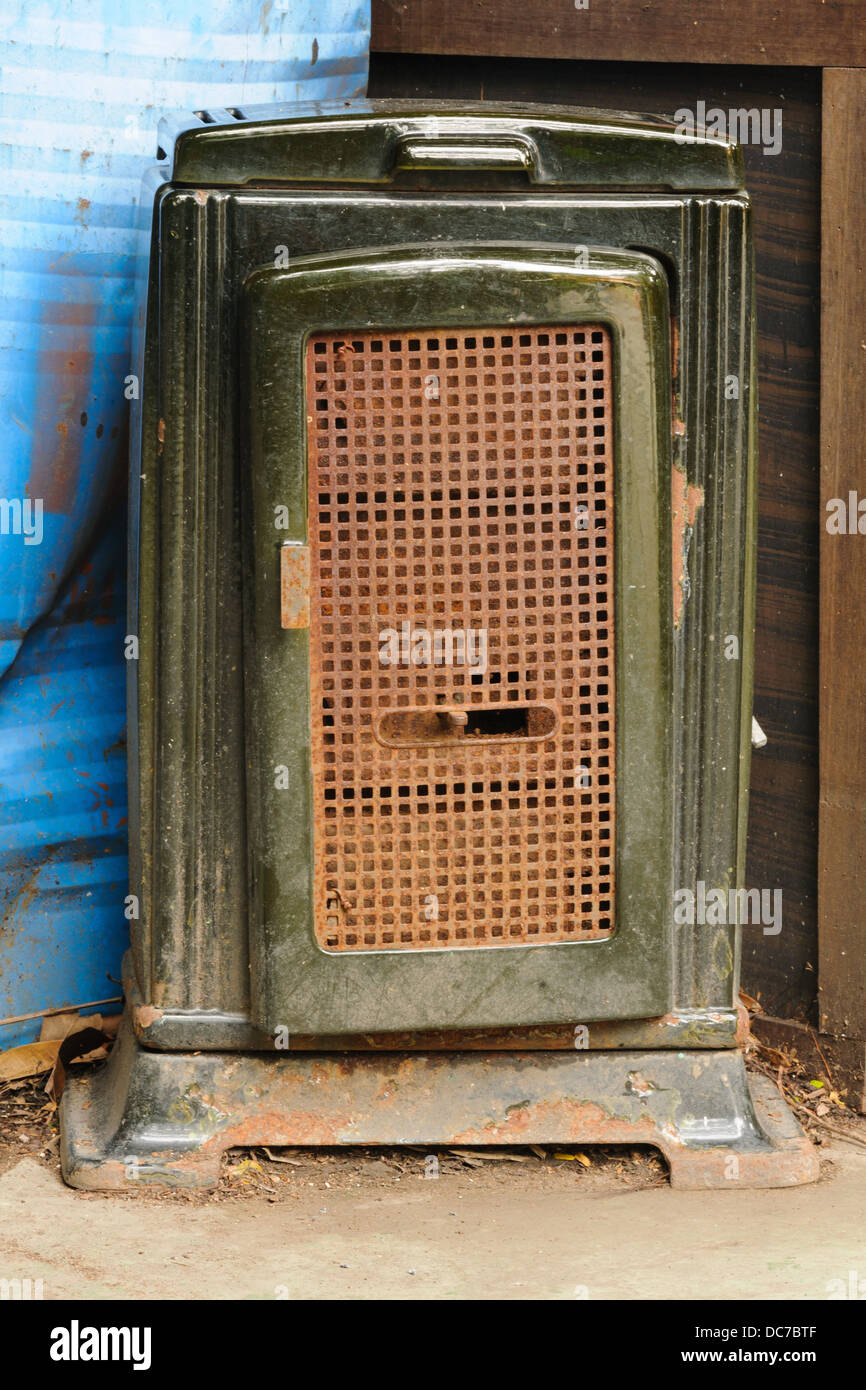 Old brick fireplace fire hi-res stock photography and images - Alamy