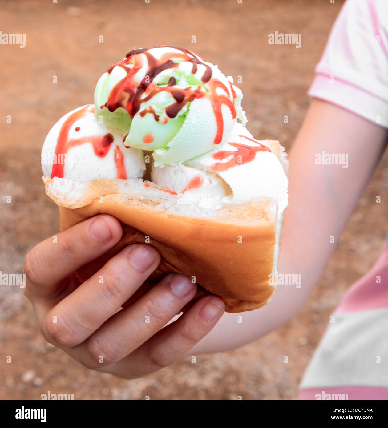 Thai ice cream bread Stock Photo Alamy