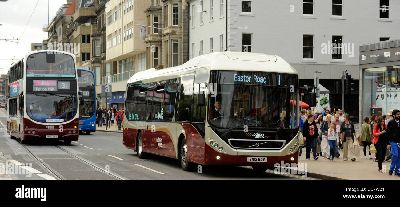 Volvo 7900H Eco Hybrid single deck bus, Lothian Buses, Edinburgh. Environmentally friendly low emissions diesel electric PSV Stock Photo