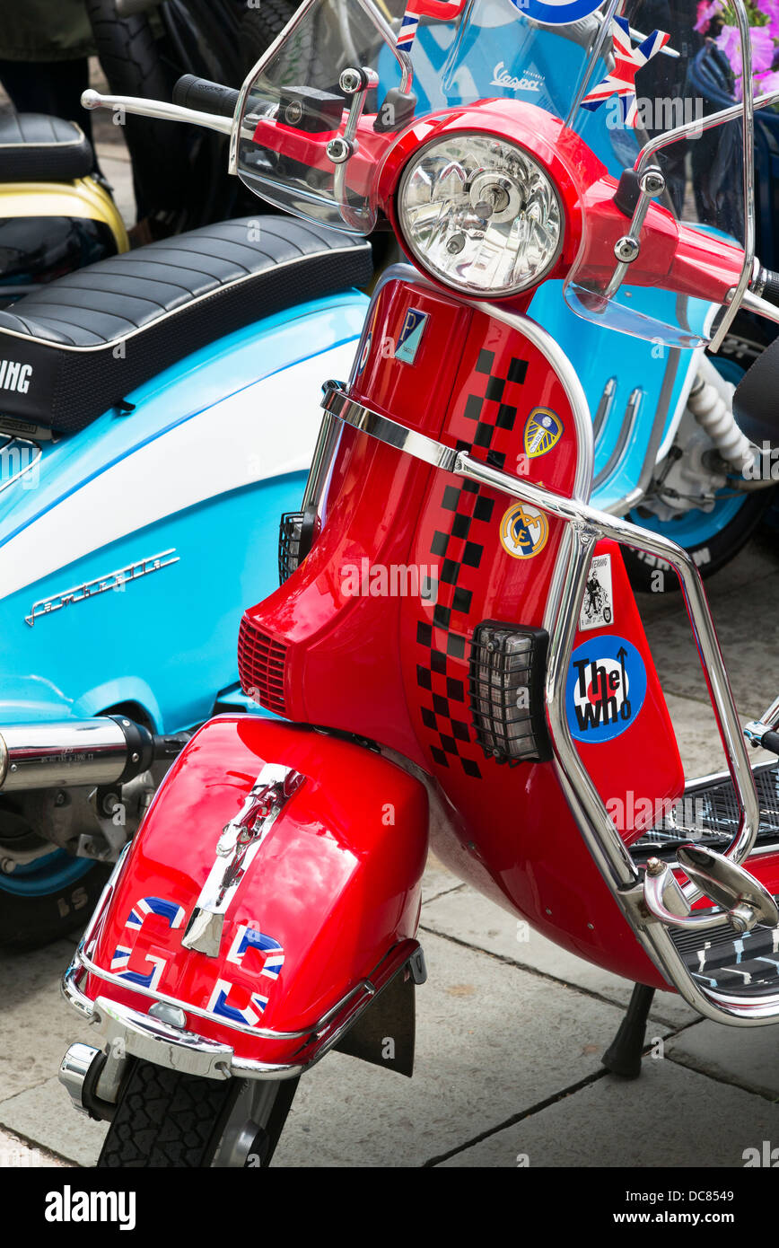 Vespa scooter. Mod Scooter Stock Photo - Alamy