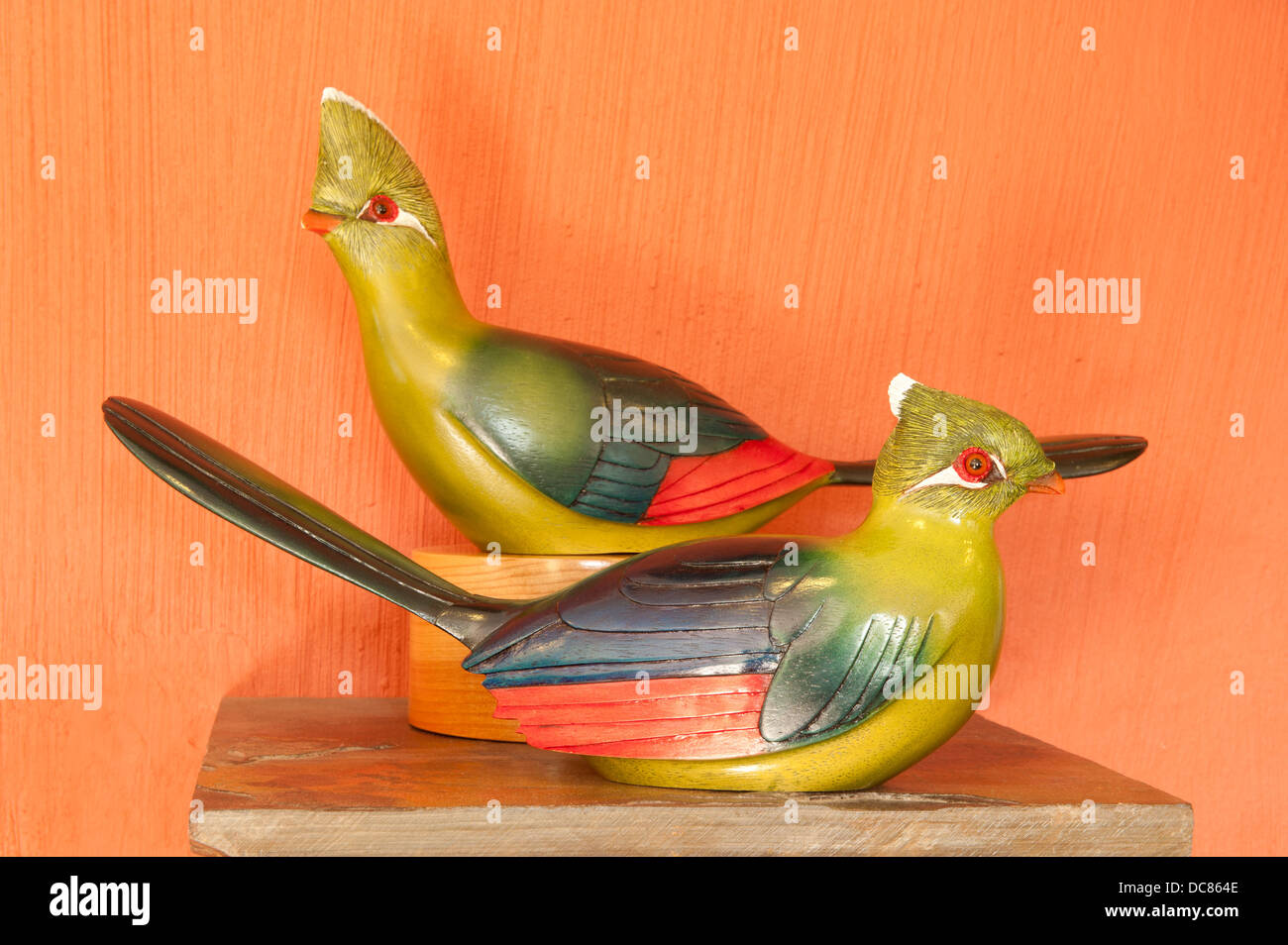 Handcrafted wooden birds (Knysna lourie) for sale at Feathers of Knysna, Knysna, Western Cape, South Africa Stock Photo