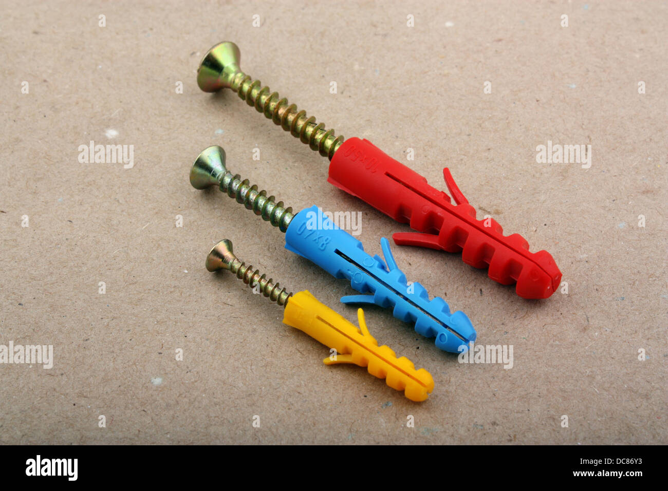 Oak dowel pins hires stock photography and images Alamy