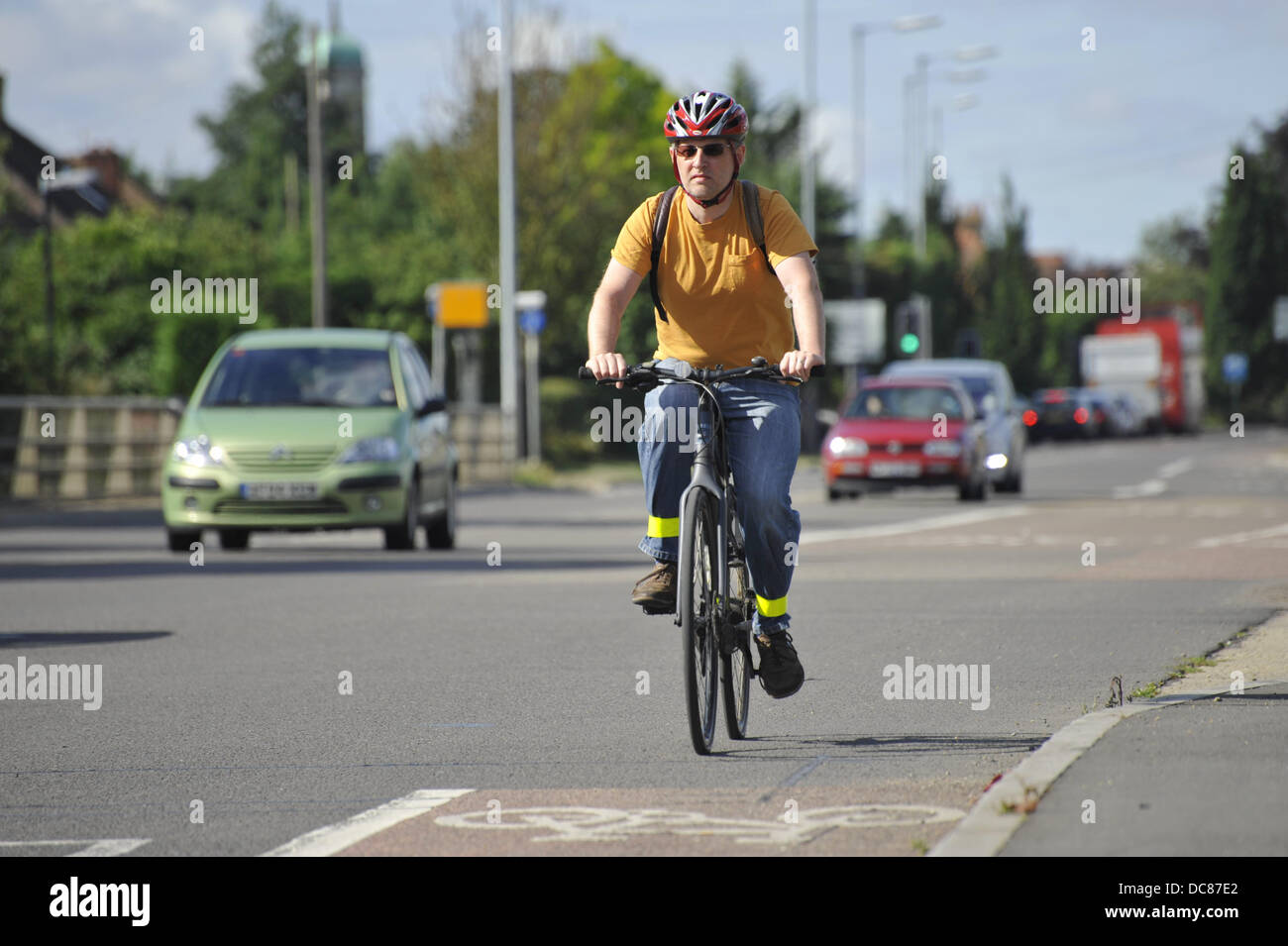 Cambridge, UK. 12th Aug, 2013. Cyclists on the busy Milton Road