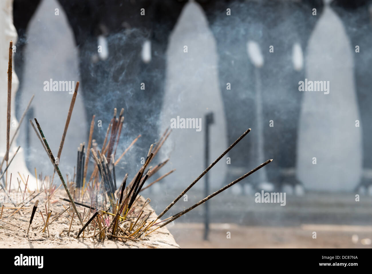 Buddhist fragrance temple hi-res stock photography and images - Alamy