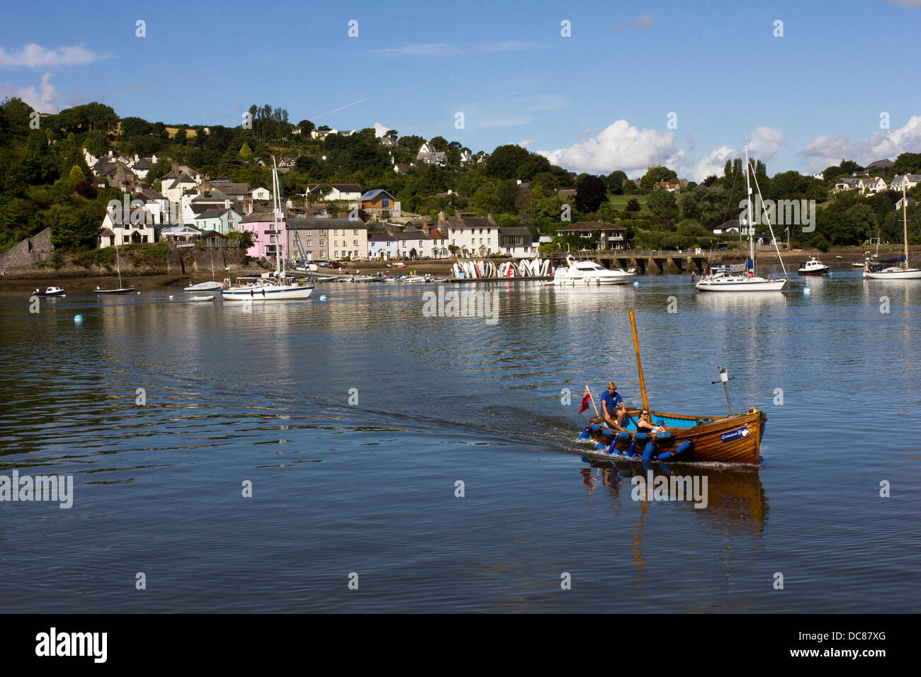 river Dart, summer, dittisham, ditsum, destination, in a row, stone