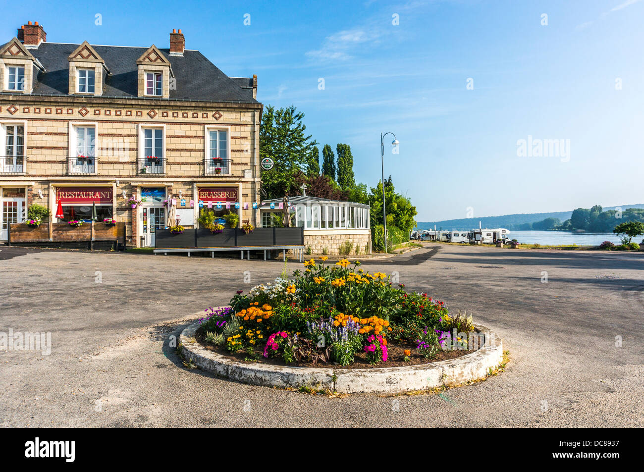 Restaurant and aire de camping-car next to the river, La Mailleraye-sur-Seine, Seine-Maritime, Haute-Normandie in northern France. Stock Photo