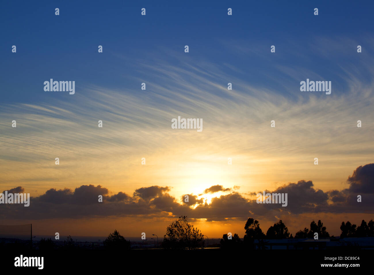 Sky sunset clouds fiery hi-res stock photography and images - Alamy