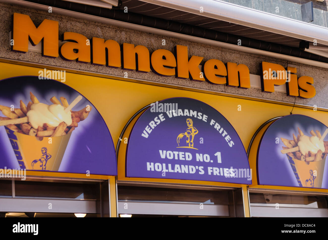 'Manneken Pis' fries outlet in Amsterdam Stock Photo