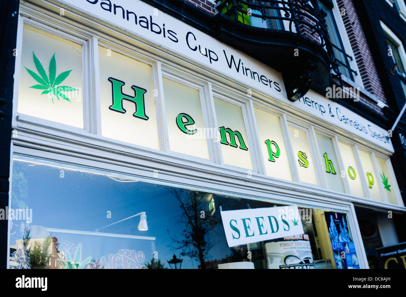 Hempshop selling marijuana seeds and smoking paraphenalia in Amsterdam Stock Photo