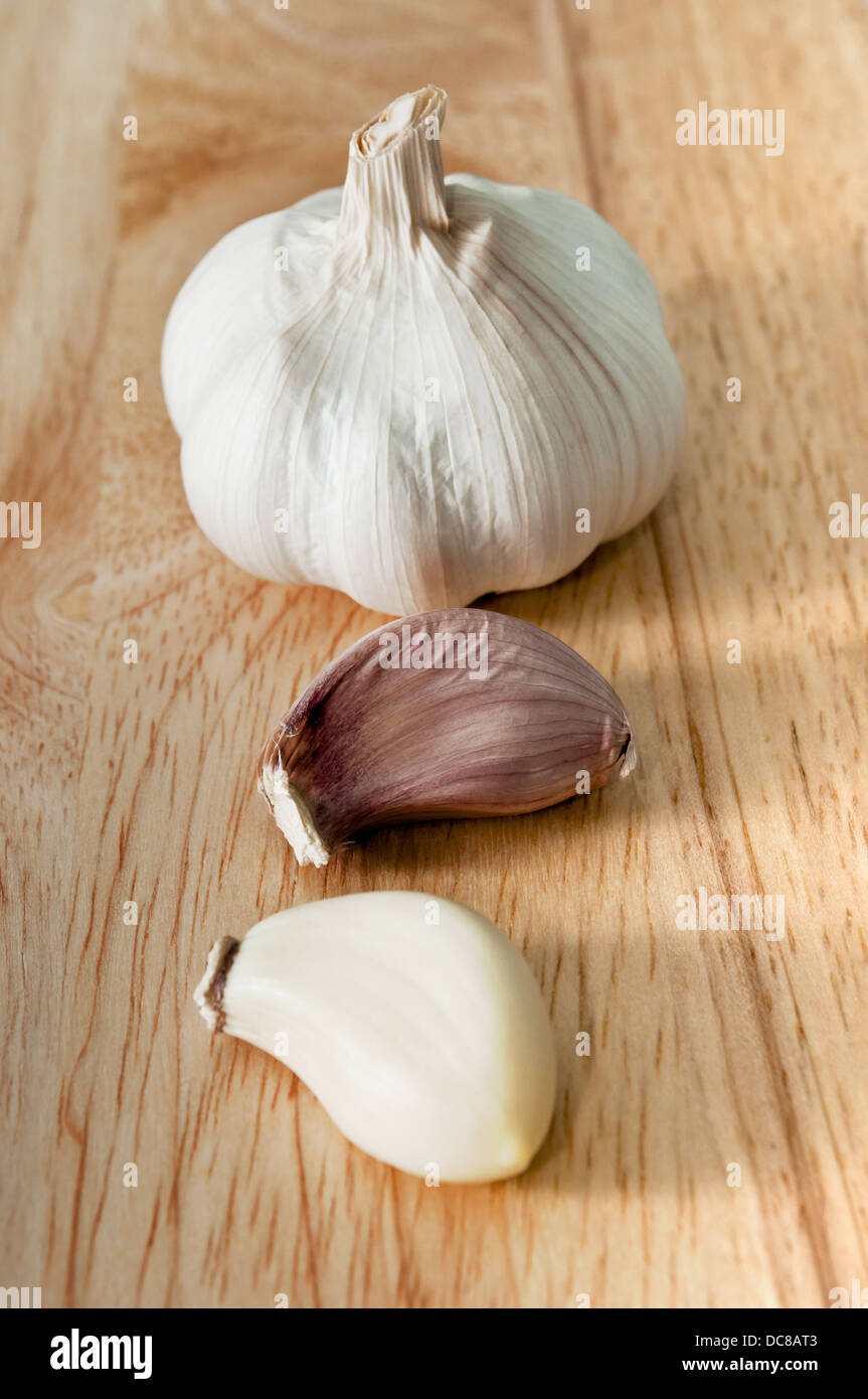 Garlic, whole and cloves Stock Photo