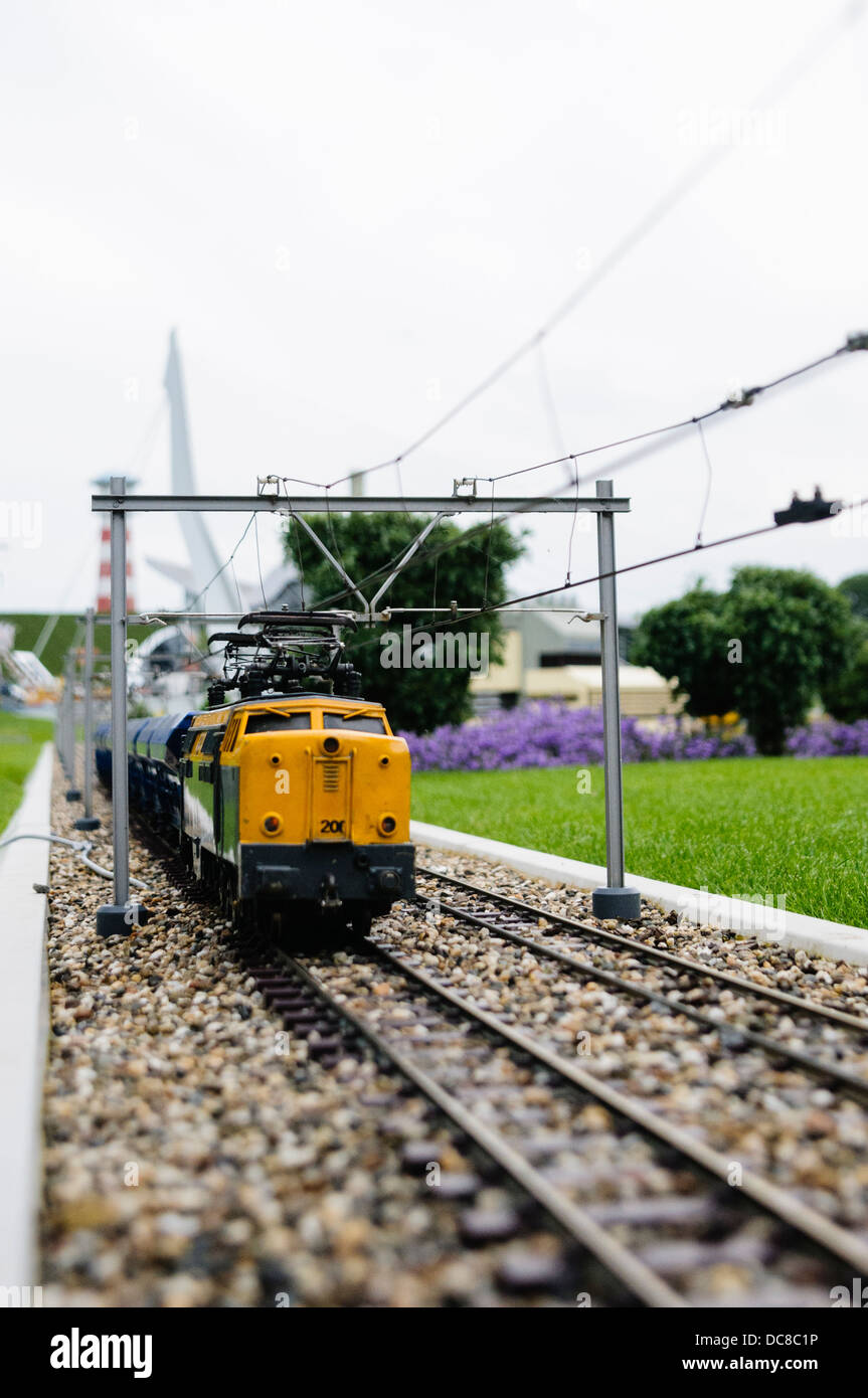 A freight train from the Netherlands approaches, at Madurodam ...