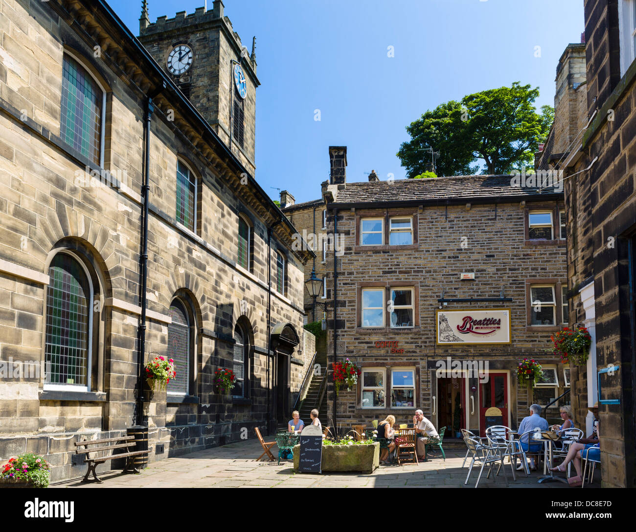 Cafes on Town Gate in the village centre, Holmfirth, West Yorkshire, England UK Stock Photo