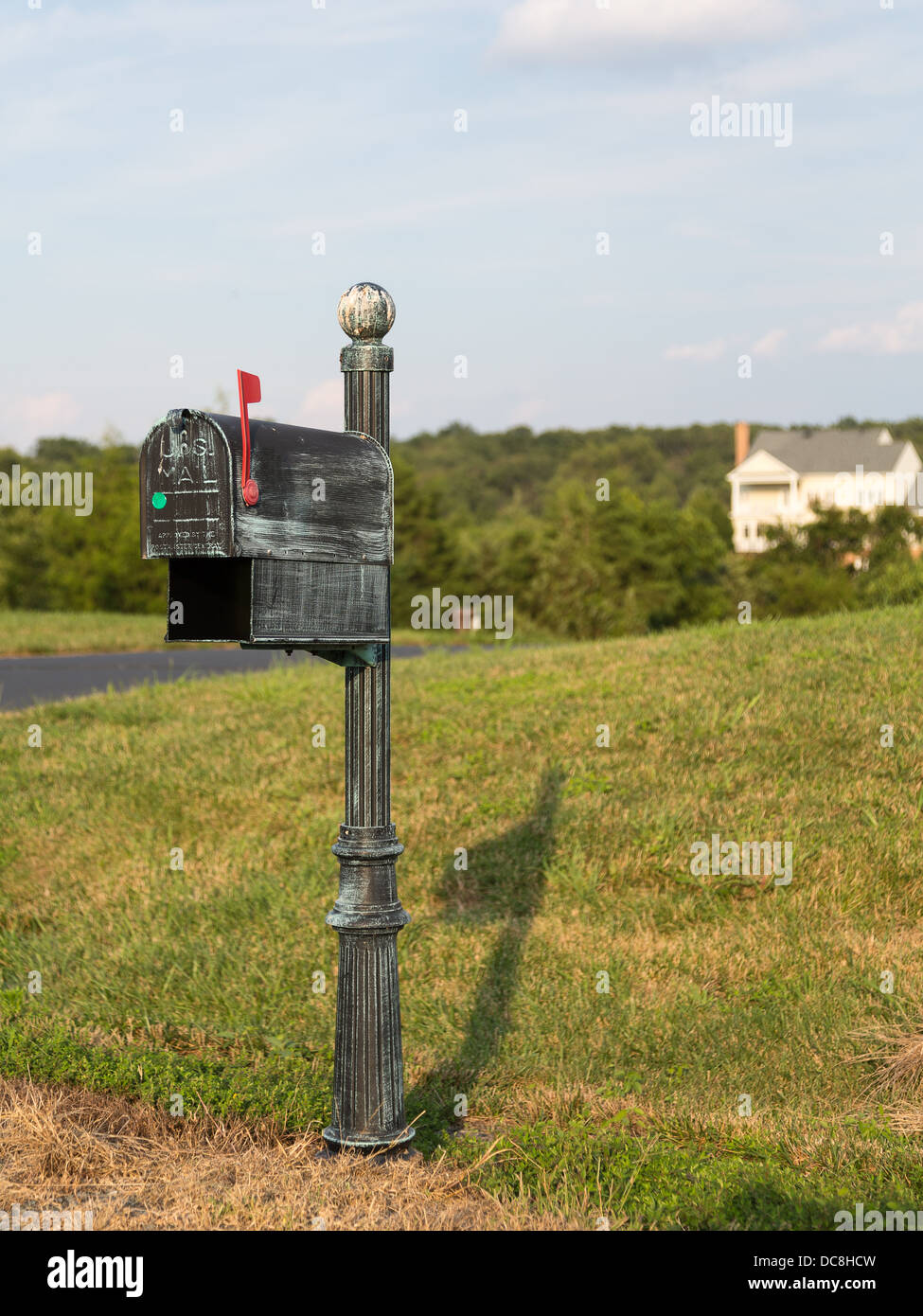 Mailbox american flag hires stock photography and images Alamy