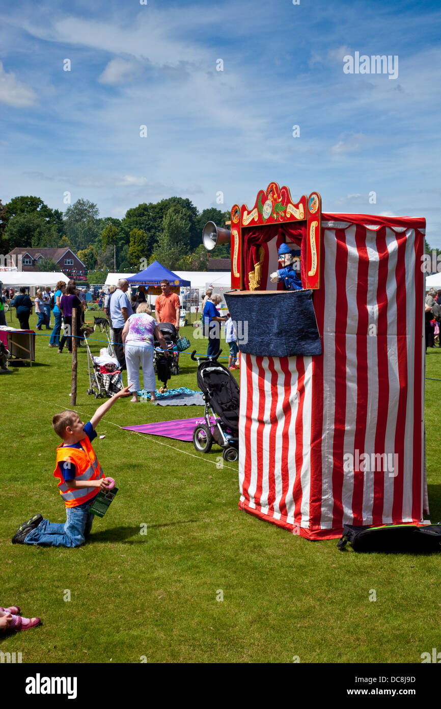 Punch and Judy Show, Nutley Village Fete, Nutley, Sussex, England Stock Photo