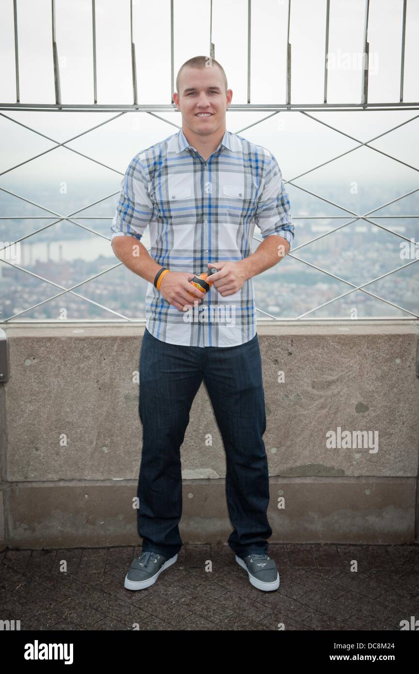 Manhattan, New York, USA. 12th Aug, 2013. Los Angeles Angels of Anaheim outfielder MIKE TROUT tours the Empire State Building's 86th floor Observatory and is interviewed at Foley's NY Pub & Restaurant on 33rd Street, Monday, August 12, 2013. Credit:  Bryan Smith/ZUMAPRESS.com/Alamy Live News Stock Photo