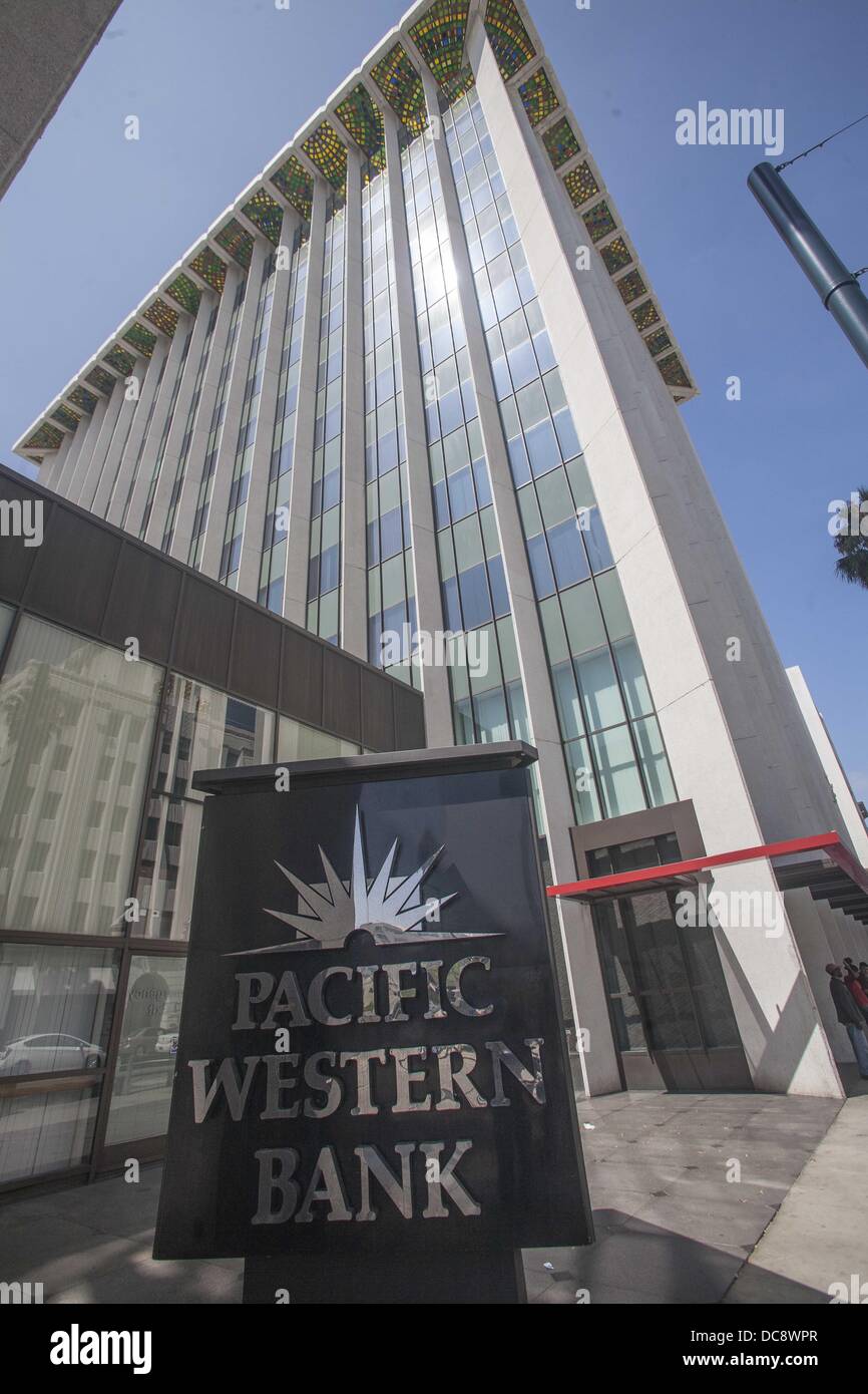 Wilshire pacific bank hi-res stock photography and images - Alamy