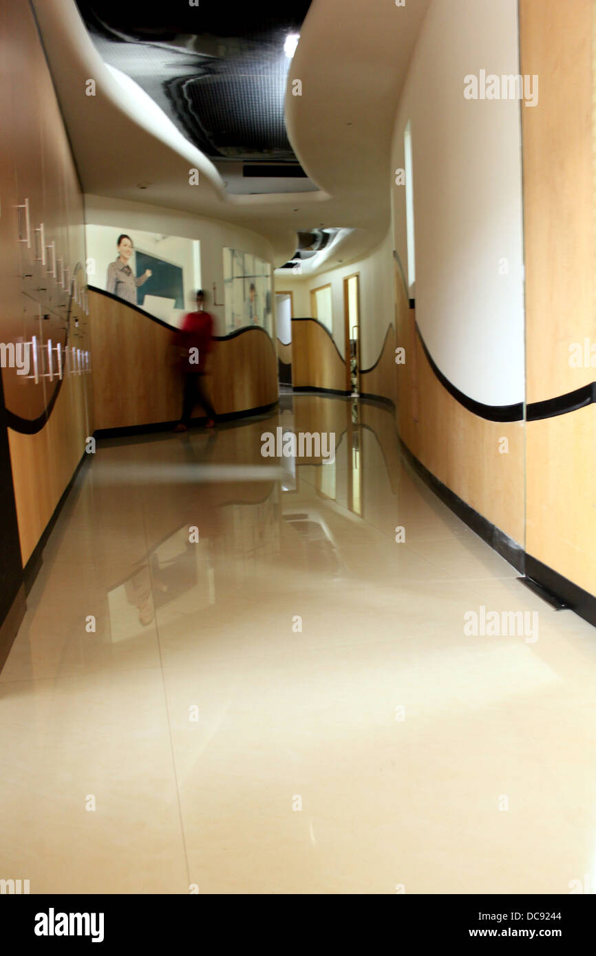 Office interiors hi-res stock photography and images - Alamy