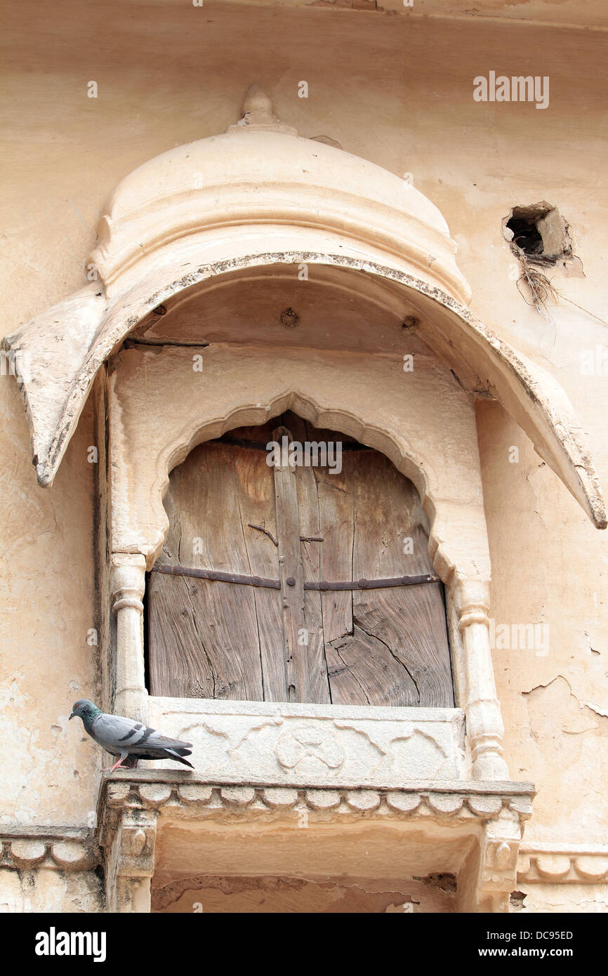 Indian window shutters hires stock photography and images Alamy