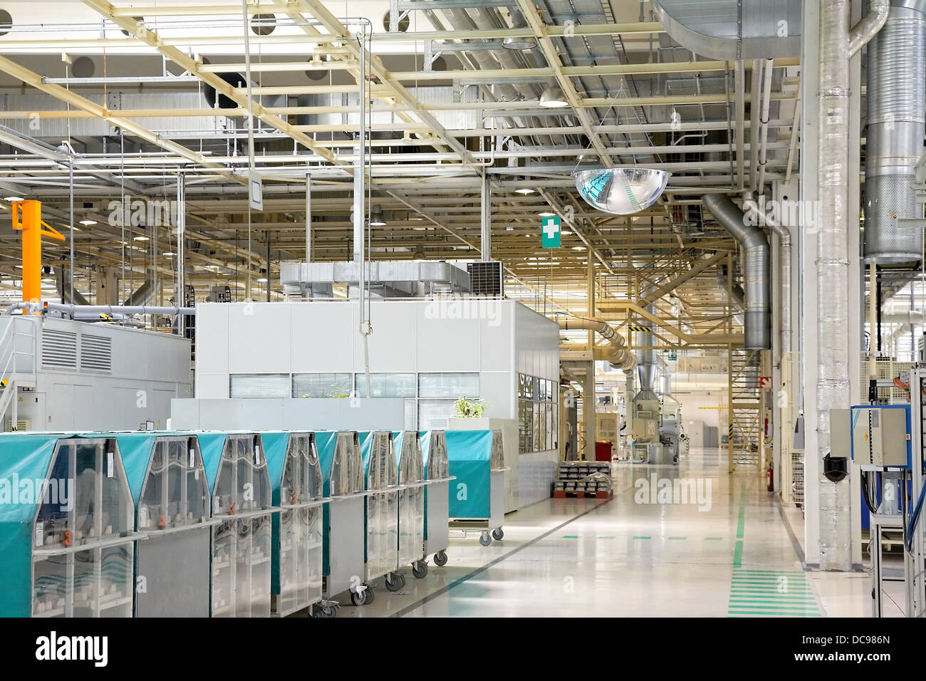 Modern factory interior High Resolution Stock Photography and Images ...