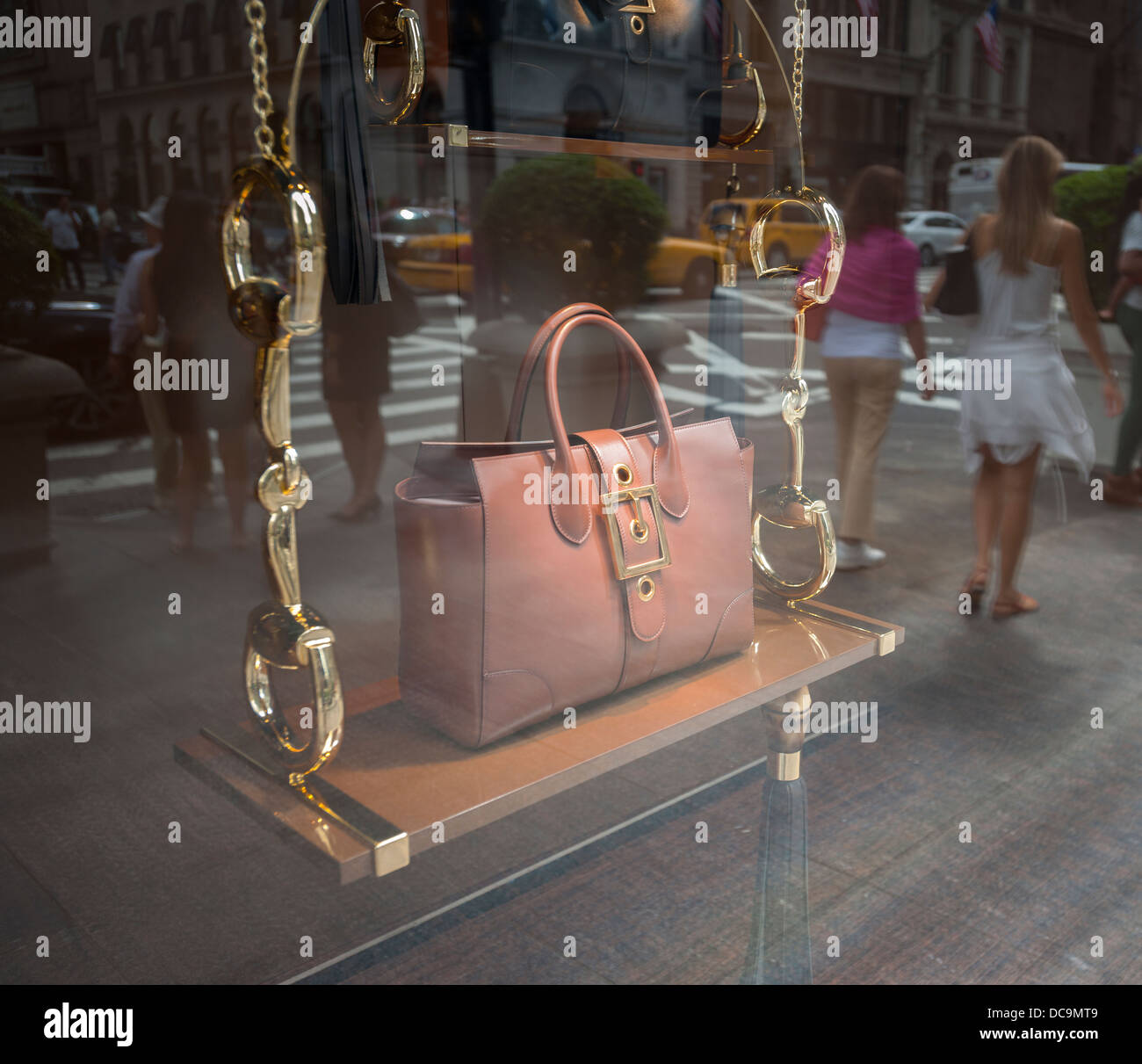 Window display at Gucci, New York City Stock Photo - Alamy