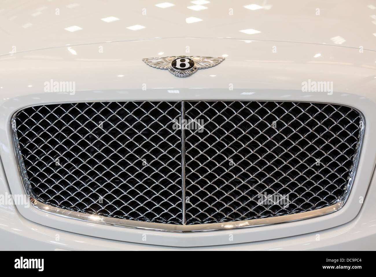 Chrome Polish Shark Teeth Sport Grill Grille with Bently Emblem Grilles